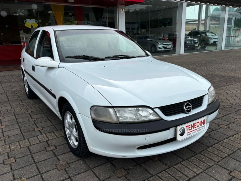 VECTRA 2.0 MPFI GLS 8V GASOLINA 4P MANUAL - 1997 - IGREJINHA