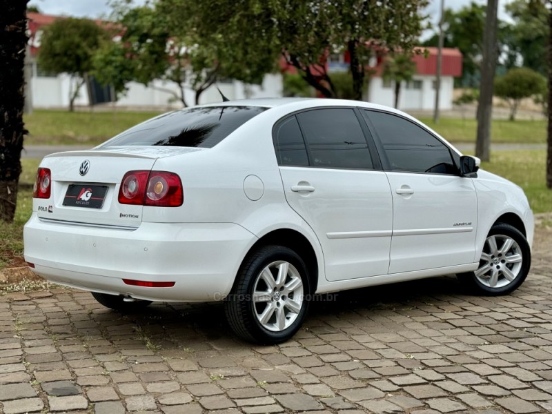 POLO SEDAN 1.6 MI COMFORTLINE 8V FLEX 4P AUTOMATIZADO - 2013 - CASCA