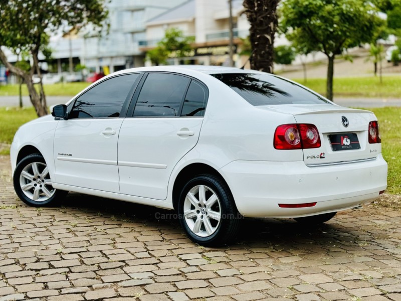 POLO SEDAN 1.6 MI COMFORTLINE 8V FLEX 4P AUTOMATIZADO - 2013 - CASCA