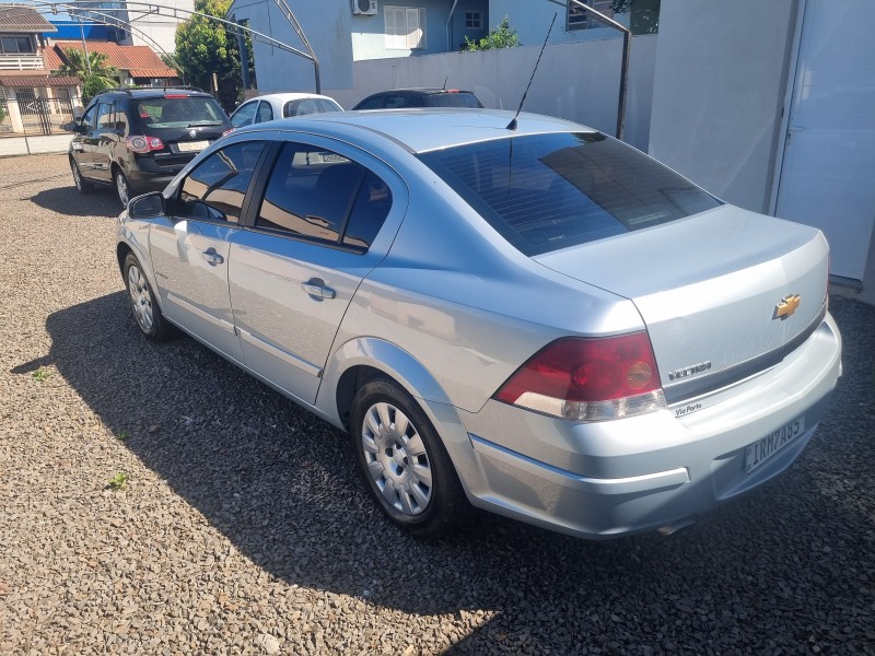 VECTRA 2.0 MPFI EXPRESSION 8V 140CV FLEX 4P MANUAL - 2011 - ARROIO DO MEIO