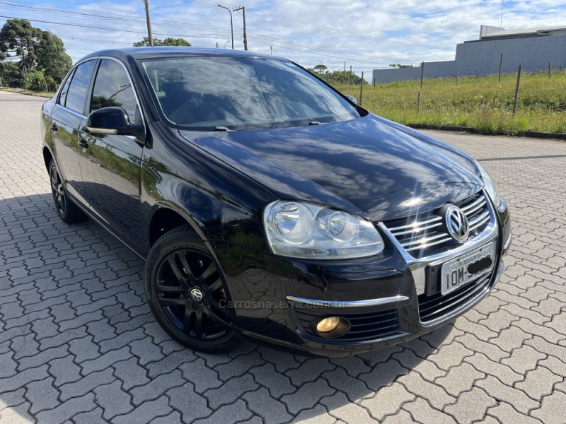 JETTA 2.5 I 20V 170CV GASOLINA 4P TIPTRONIC - 2008 - CAXIAS DO SUL