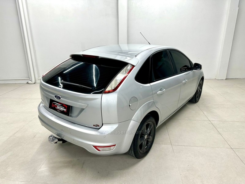 FOCUS 1.6 GLX 16V FLEX 4P MANUAL - 2011 - CAXIAS DO SUL