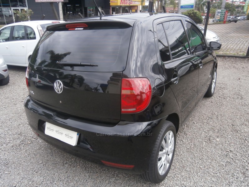 FOX 1.0 MI TREND 8V FLEX 4P MANUAL - 2011 - FARROUPILHA