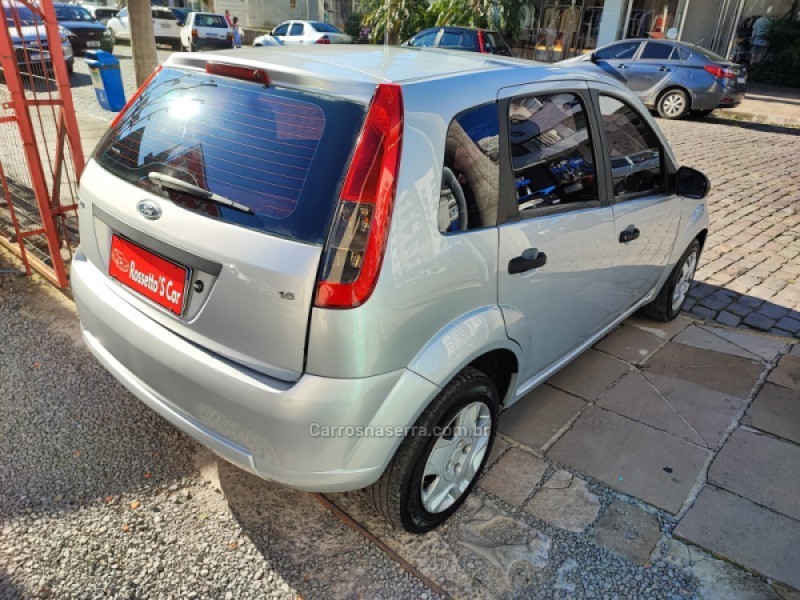 FIESTA 1.6 MPI 8V GASOLINA 4P MANUAL - 2011 - FARROUPILHA