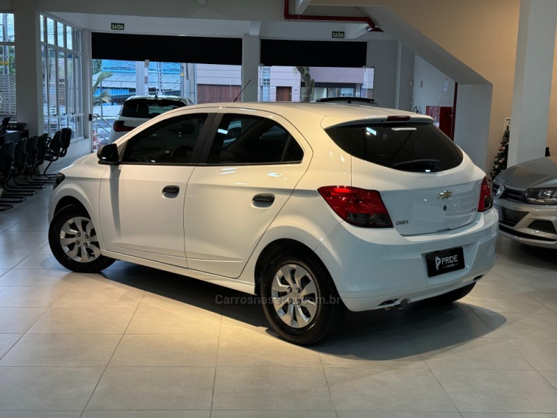 ONIX 1.0 JOY 8V FLEX 4P MANUAL - 2019 - CAXIAS DO SUL