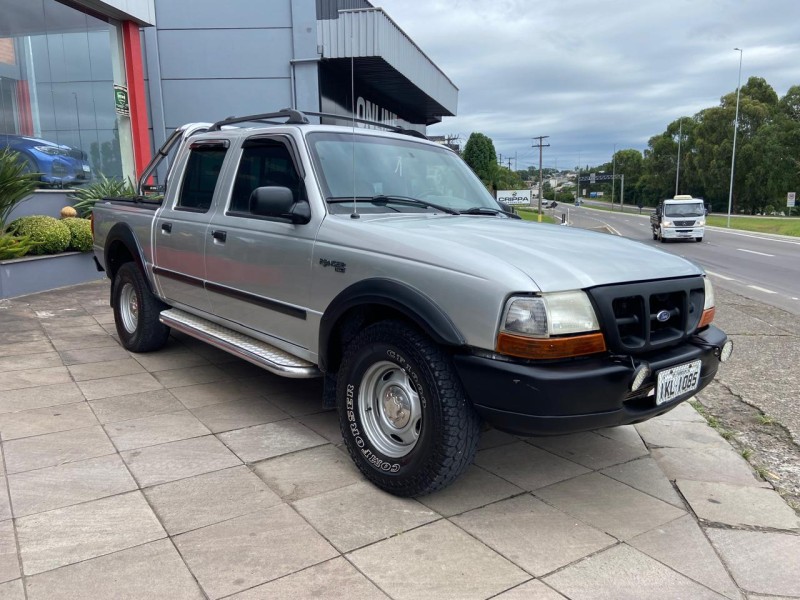 RANGER 2.5 XL 4X4 CD 8V TURBO INTERCOOLER DIESEL 4P MANUAL - 2001 - FARROUPILHA