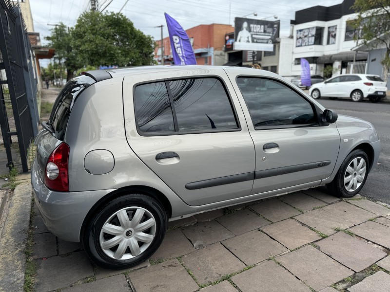 CLIO 1.0 CAMPUS 16V FLEX 4P MANUAL - 2010 - CAXIAS DO SUL