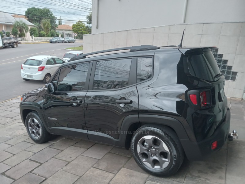 RENEGADE 1.8 16V FLEX SPORT 4P AUTOMÁTICO - 2016 - GARIBALDI