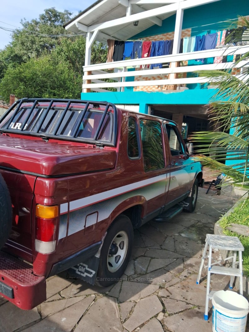 D20 4.0 CUSTOM DE LUXE CS 8V TURBO DIESEL 2P MANUAL - 1990 - CAXIAS DO SUL