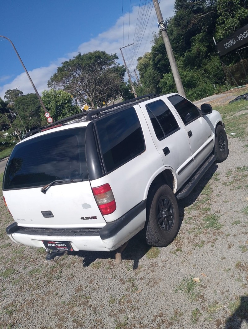 BLAZER 4.3 SFI DLX 4X2 V6 12V GASOLINA 4P MANUAL - 2000 - CAXIAS DO SUL