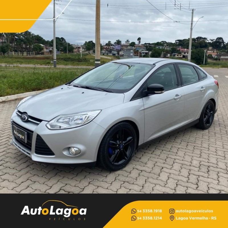 FOCUS 2.0 SE PLUS SEDAN 16V FLEX 4P AUTOMÁTICO - 2015 - LAGOA VERMELHA