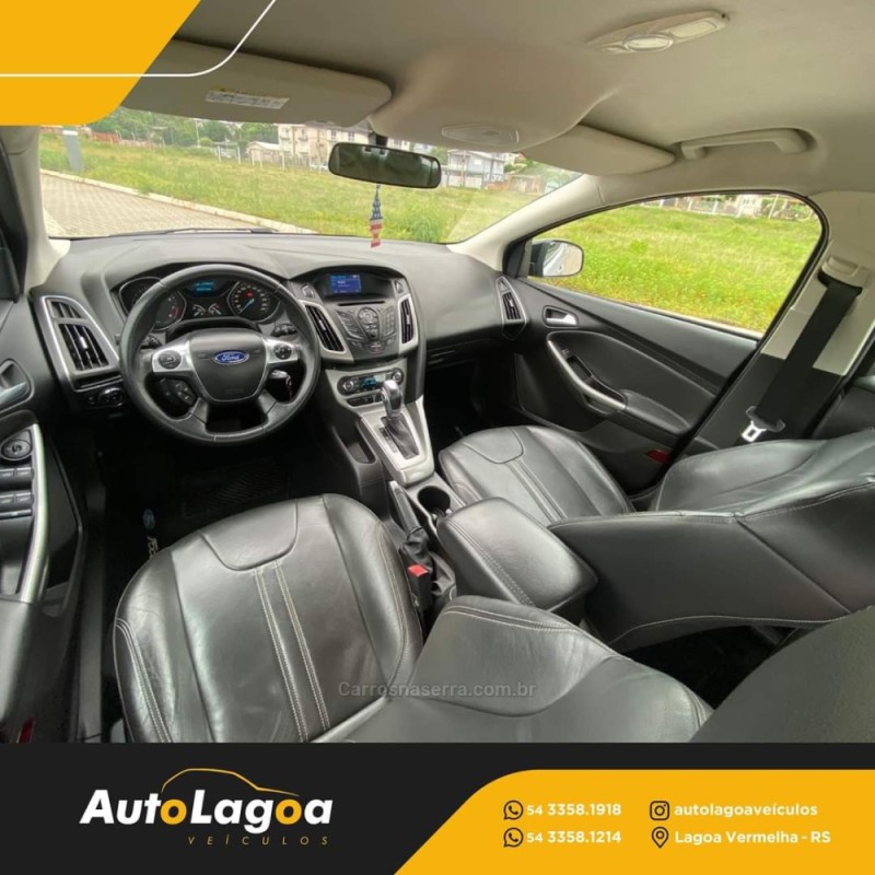 FOCUS 2.0 SE PLUS SEDAN 16V FLEX 4P AUTOMÁTICO - 2015 - LAGOA VERMELHA