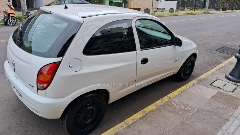 CELTA 1.0 MPFI LS 8V FLEX 2P MANUAL - 2005 - BENTO GONçALVES