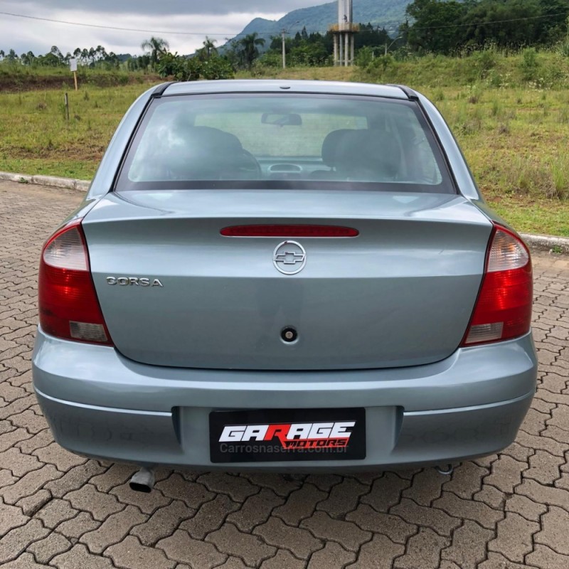 CORSA 1.0 MPFI JOY SEDAN 8V FLEX 4P MANUAL - 2003 - NOVA HARTZ