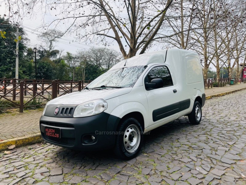 fiorino 1.4 hard working furgao evo 8v flex 2p manual 2019 novo hamburgo