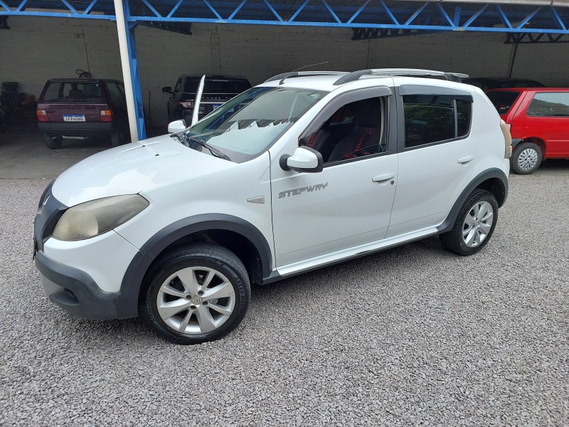 SANDERO 1.6 STEPWAY 8V FLEX 4P MANUAL - 2014 - BENTO GONçALVES