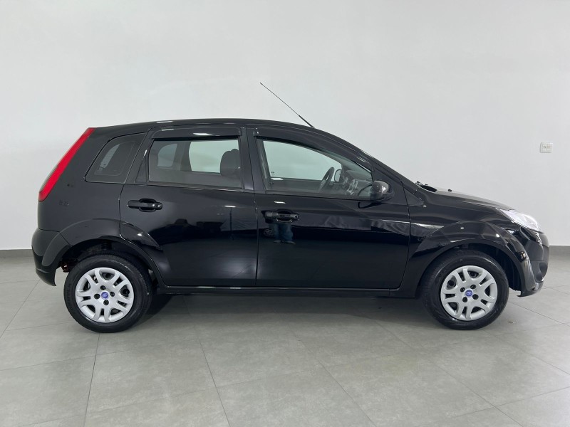 FIESTA 1.6 MPI HATCH 8V FLEX 4P MANUAL - 2013 - FARROUPILHA