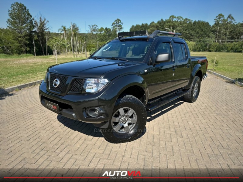 frontier 2.5 sv attack 4x4 cd turbo eletronic diesel 4p manual 2013 sapiranga