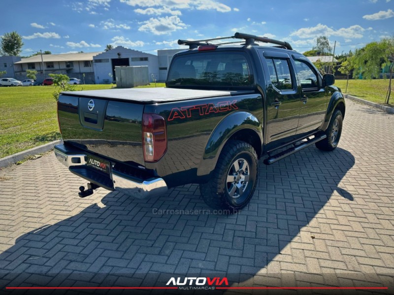 FRONTIER 2.5 SV ATTACK 4X4 CD TURBO ELETRONIC DIESEL 4P MANUAL - 2013 - SAPIRANGA