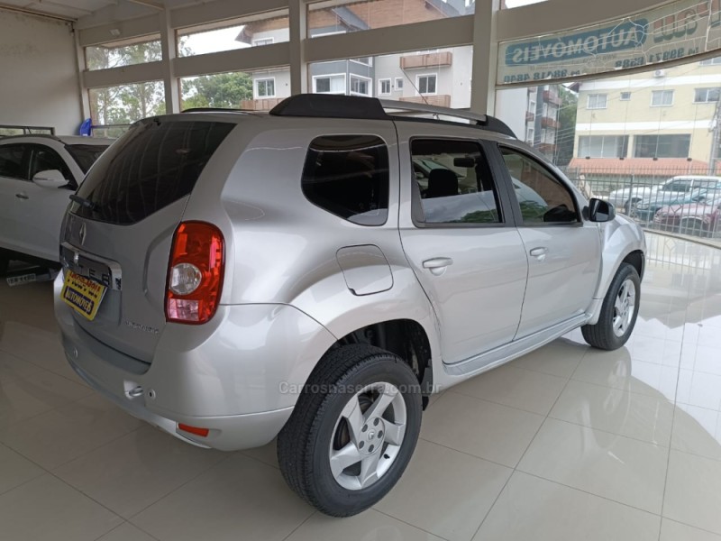 DUSTER 2.0 DYNAMIQUE 4X2 16V FLEX 4P AUTOMÁTICO - 2015 - NOVA PETRóPOLIS