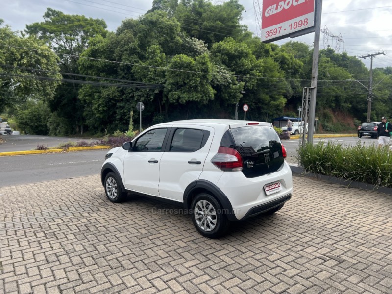 MOBI 1.0 8V EVO FLEX LIKE. MANUAL - 2024 - CAMPO BOM