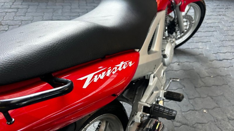 CB 250F TWISTER  - 2005 - TRêS COROAS