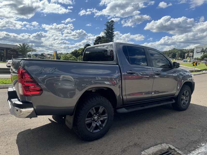 HILUX 2.7 SRV 4X4 CD 16V FLEX 4P AUTOMÁTICO - 2022 - DOIS IRMãOS