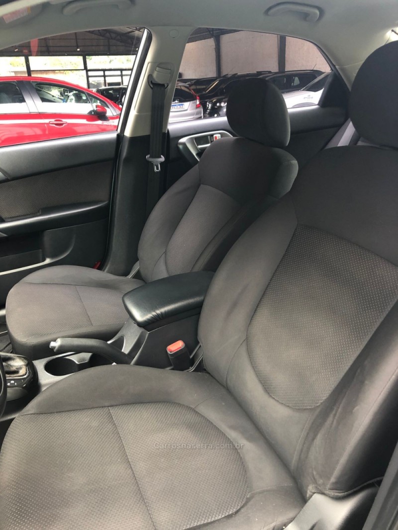 CERATO 1.6 EX SEDAN 16V GASOLINA 4P AUTOMÁTICO - 2012 - NOVO HAMBURGO