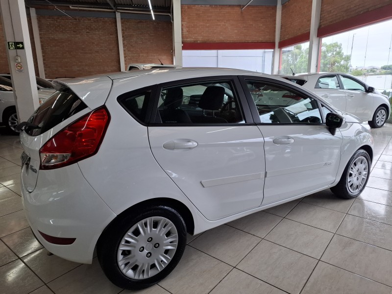 FIESTA 1.5 S HATCH 16V FLEX 4P MANUAL - 2016 - FARROUPILHA