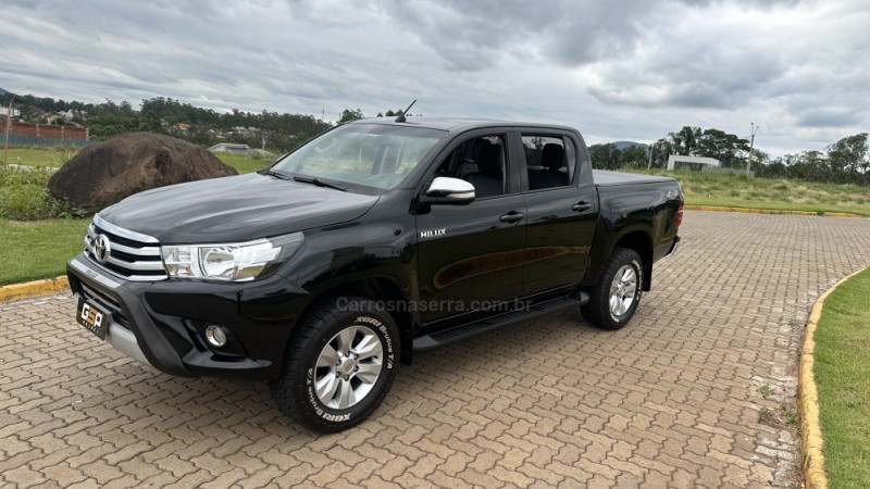 hilux 2.8 srv 4x4 cd 16v diesel 4p automatico 2017 lajeado