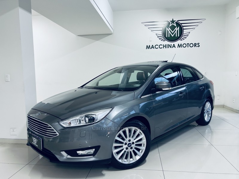 FOCUS 2.0 TITANIUM PLUS FASTBACK 16V FLEX 4P AUTOMÁTICO - 2017 - CAXIAS DO SUL