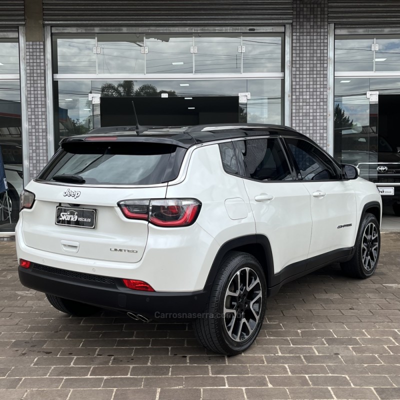 COMPASS 2.0 16V FLEX LIMITED AUTOMÁTICO - 2019 - VACARIA