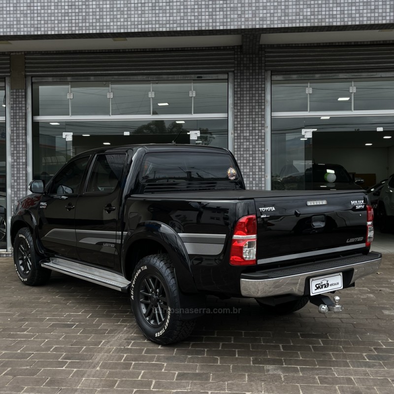 HILUX 3.0 SRV LIMITED EDITION 4X4 CD 16V TURBO INTERCOOLER DIESEL 4P AUTOMÁTICO - 2015 - VACARIA