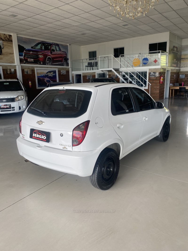 CELTA 1.0 MPFI LT 8V FLEX 4P MANUAL - 2014 - PAROBé