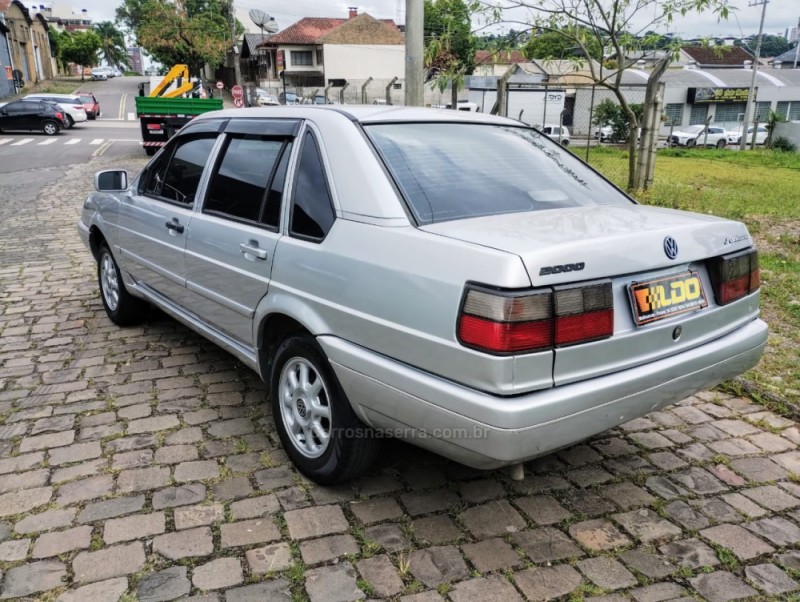 SANTANA 2.0 GL 8V GASOLINA 4P MANUAL - 1996 - CAXIAS DO SUL