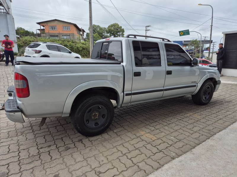 S10 2.4 ADVANTAGE 4X2 CD 8V FLEX 4P MANUAL - 2008 - CAXIAS DO SUL