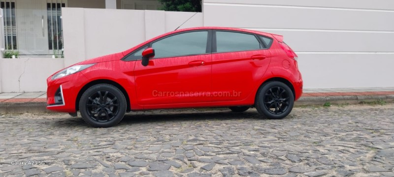 FIESTA 1.6 SE STYLE HATCH 16V FLEX 4P MANUAL - 2019 - SOMBRIO