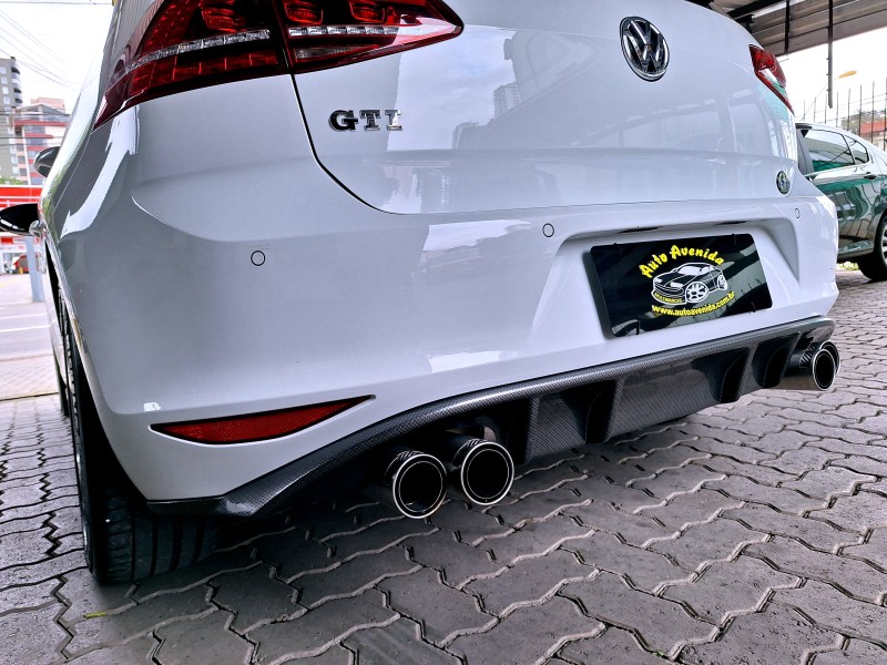 GOLF 2.0 GTI HIGHLINE 16V GASOLINA 4P AUTOMÁTICO - 2017 - CAXIAS DO SUL