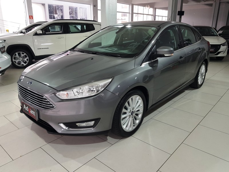 focus 2.0 titanium fastback 16v flex 4p automatico 2016 caxias do sul