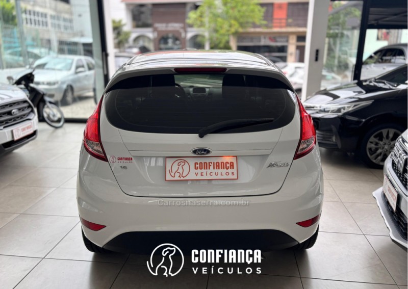 FIESTA 1.6 SE HATCH 16V FLEX 4P MANUAL - 2014 - BENTO GONçALVES