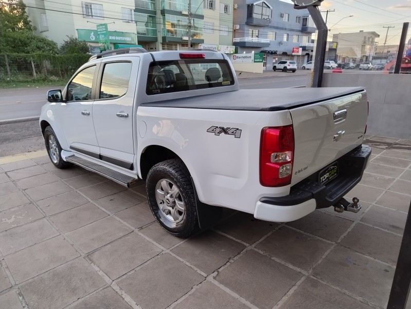 S10 2.8 LT 4X4 CD 16V TURBO DIESEL 4P AUTOMÁTICO - 2013 - VACARIA