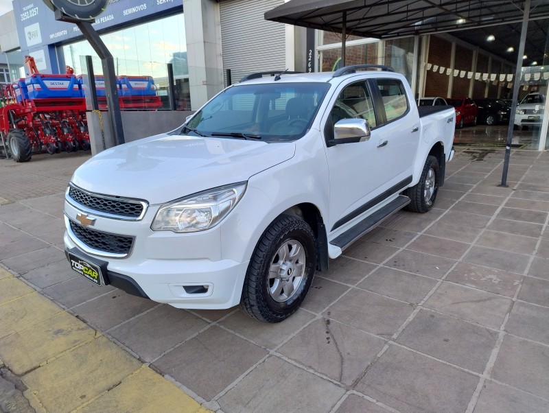 s10 2.8 lt 4x4 cd 16v turbo diesel 4p automatico 2013 vacaria