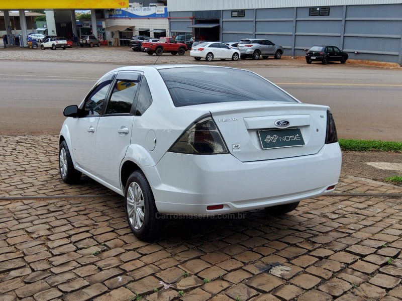 FIESTA 1.6 SE SEDAN 16V FLEX 4P MANUAL - 2014 - NãO-ME-TOQUE