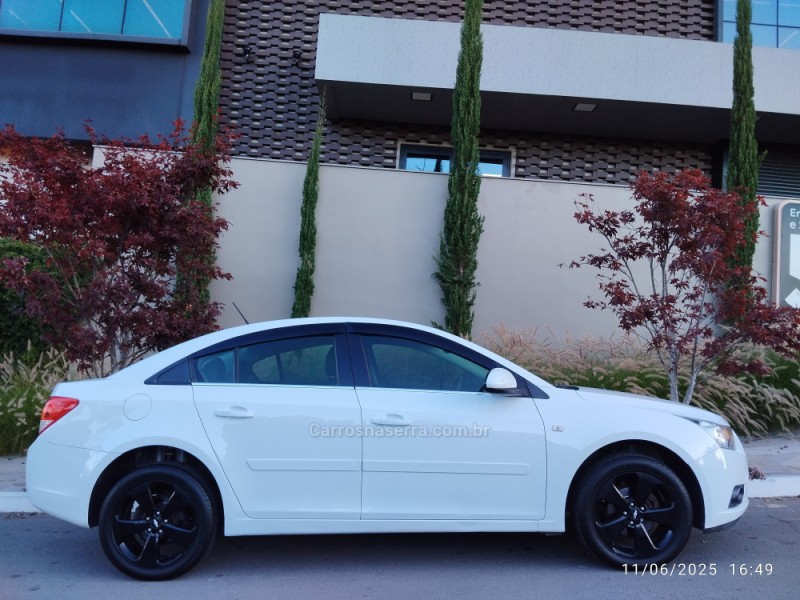 CRUZE 1.8 LT 16V FLEX 4P AUTOMÁTICO - 2013 - FARROUPILHA