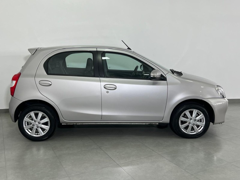 ETIOS 1.5 XLS 16V FLEX 4P MANUAL - 2017 - FARROUPILHA