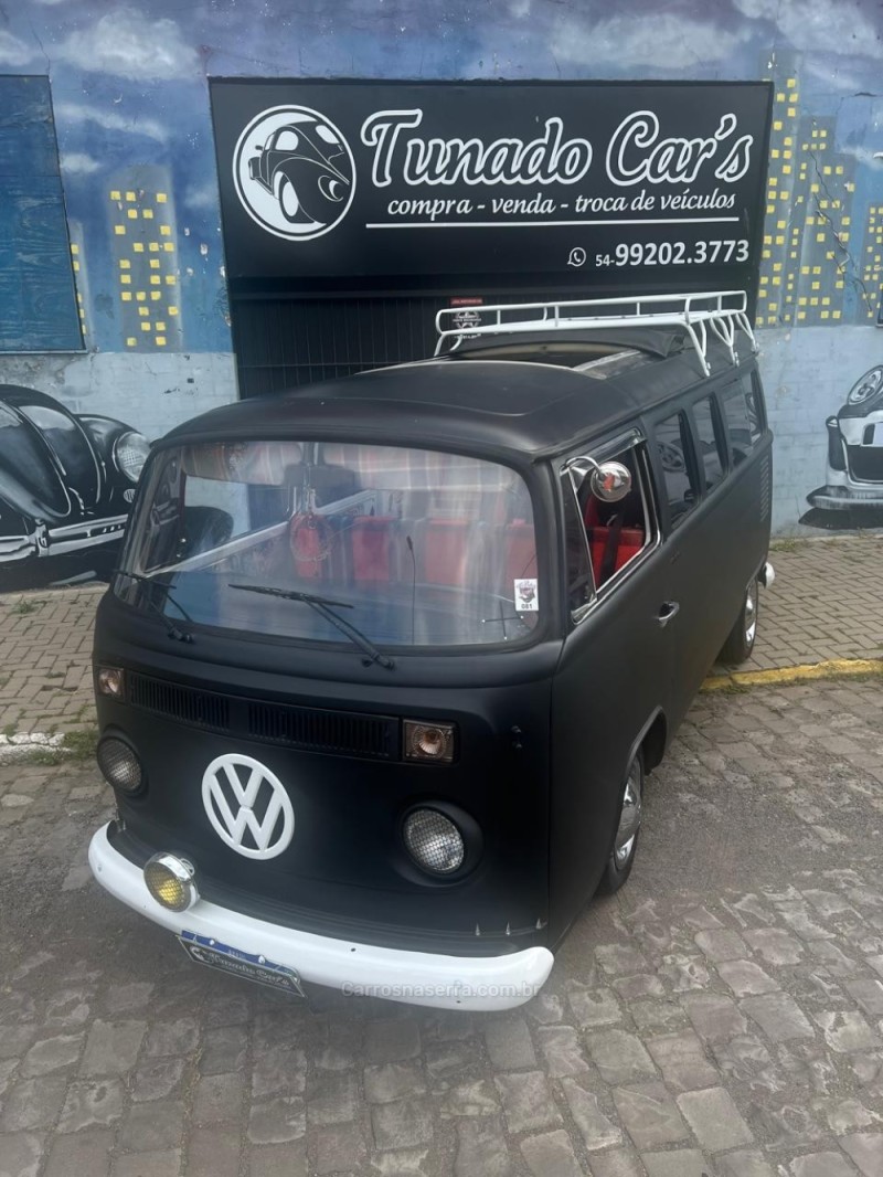 KOMBI 