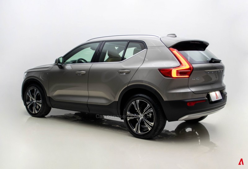 XC 40 1.5 T5 RECHARGE INSCRIPTION EXPRESSION HÍBRIDO 4P AUTOMÁTICO - 2022 - GARIBALDI