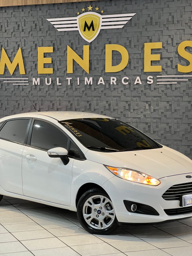 FIESTA 1.6 SEL SEDAN 16V FLEX 4P MANUAL  - 2015 - NOVO HAMBURGO