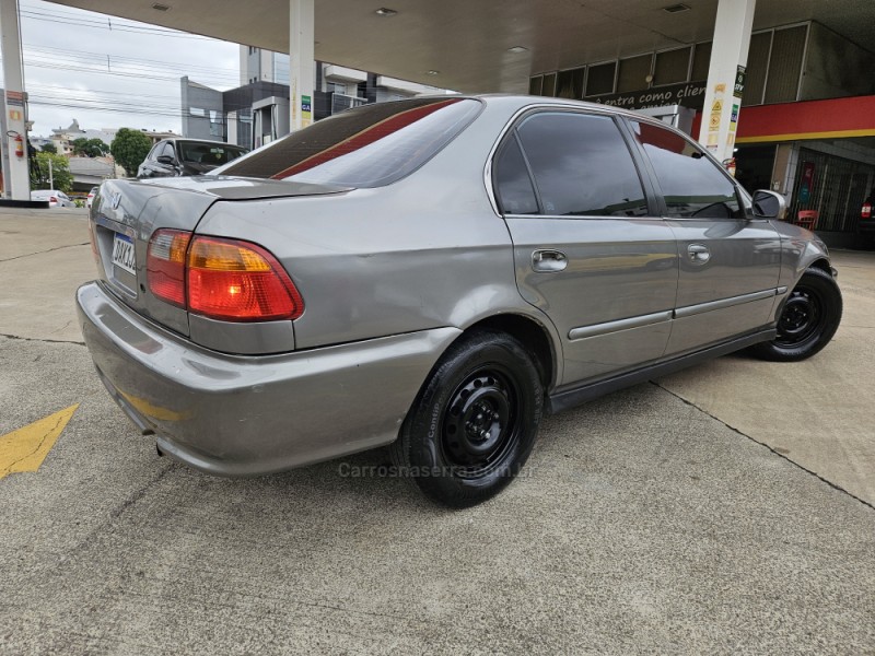 CIVIC 1.6 LX 16V GASOLINA 4P AUTOMÁTICO - 2000 - CAXIAS DO SUL