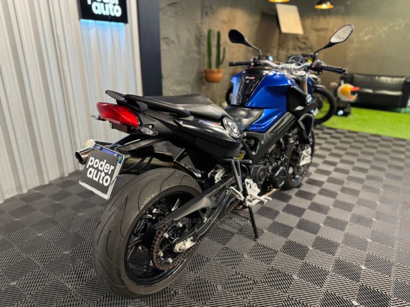 F 800 R - 2015 - FARROUPILHA